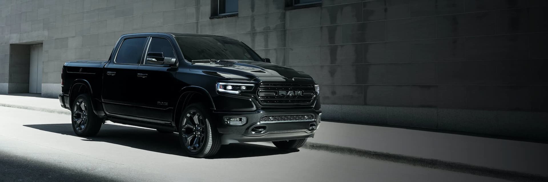 RAM 1500 LARAMIE 04