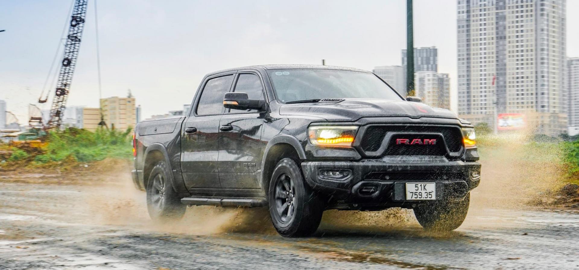RAM 1500 Rebel 01
