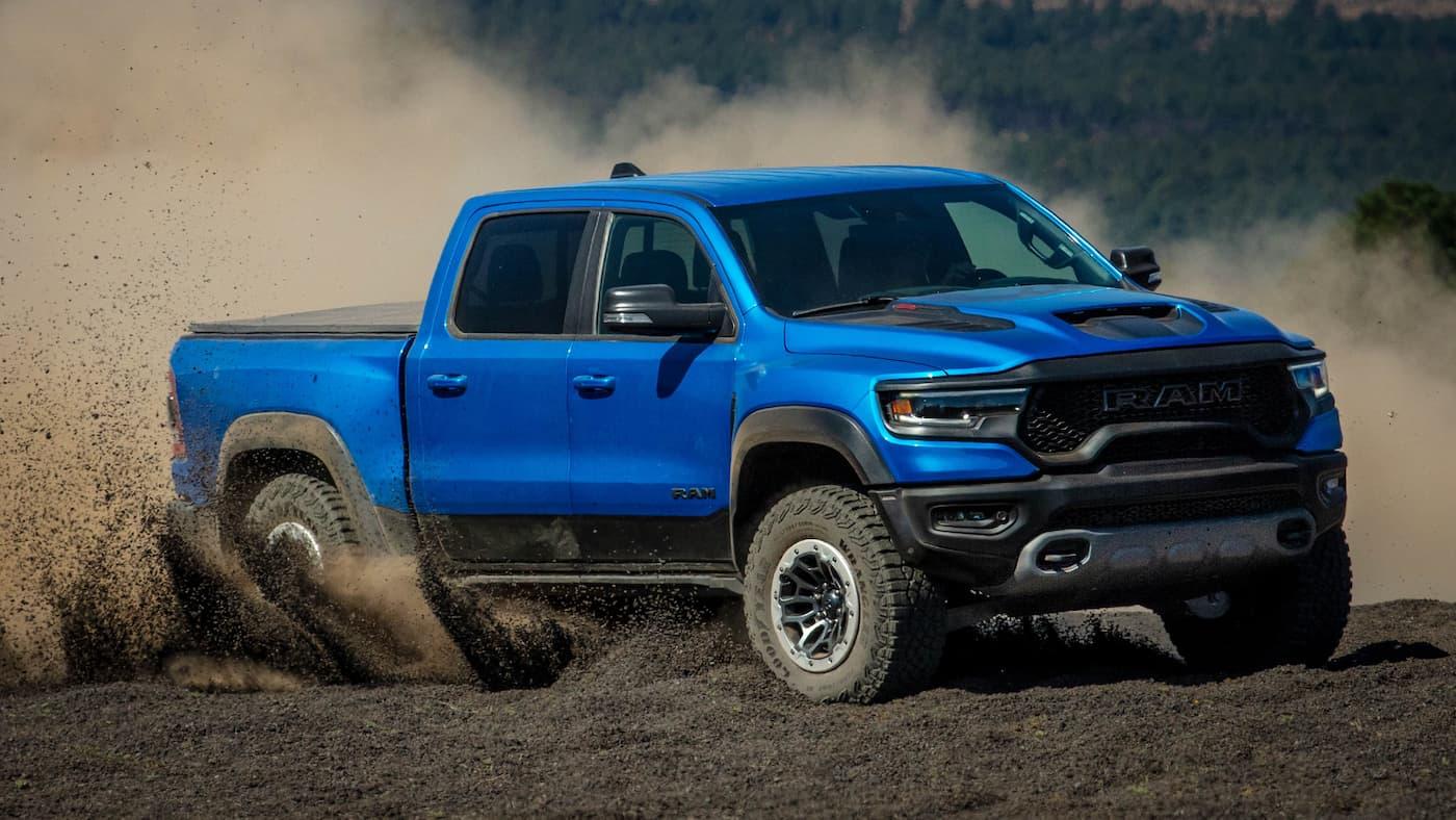Nhận giá lăn bánh Jeep Ram 1500 TRX